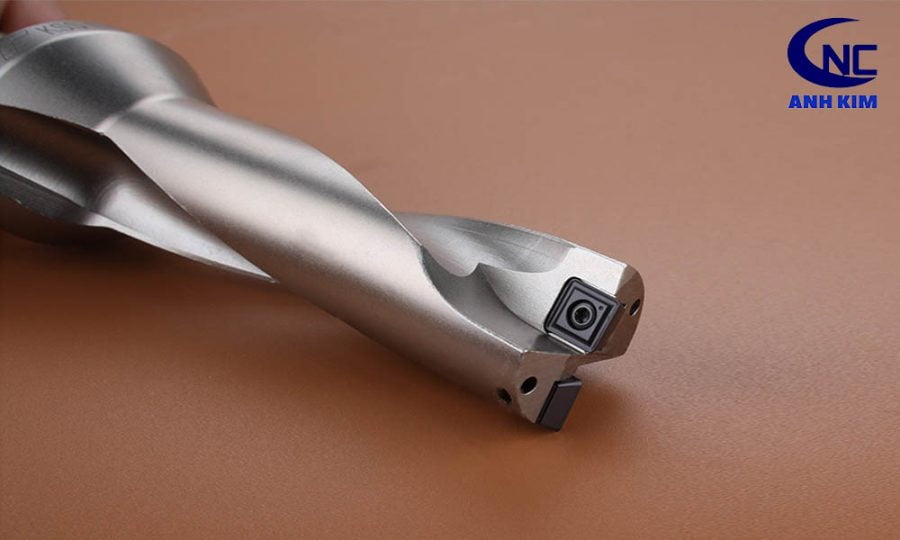 mui khoan gan chip va cach su dun