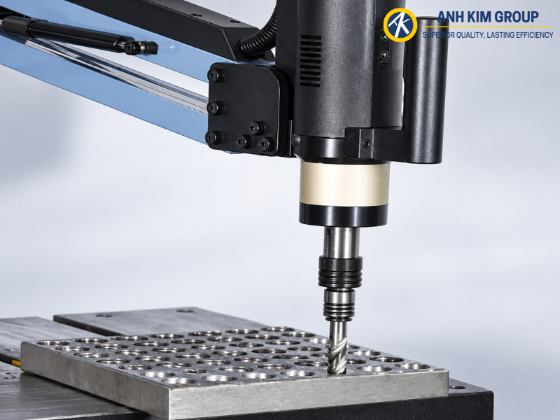 Hướng dẫn sử dụng mũi taro trong CNC