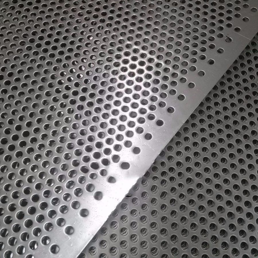 tam-inox-duc-lo-tron