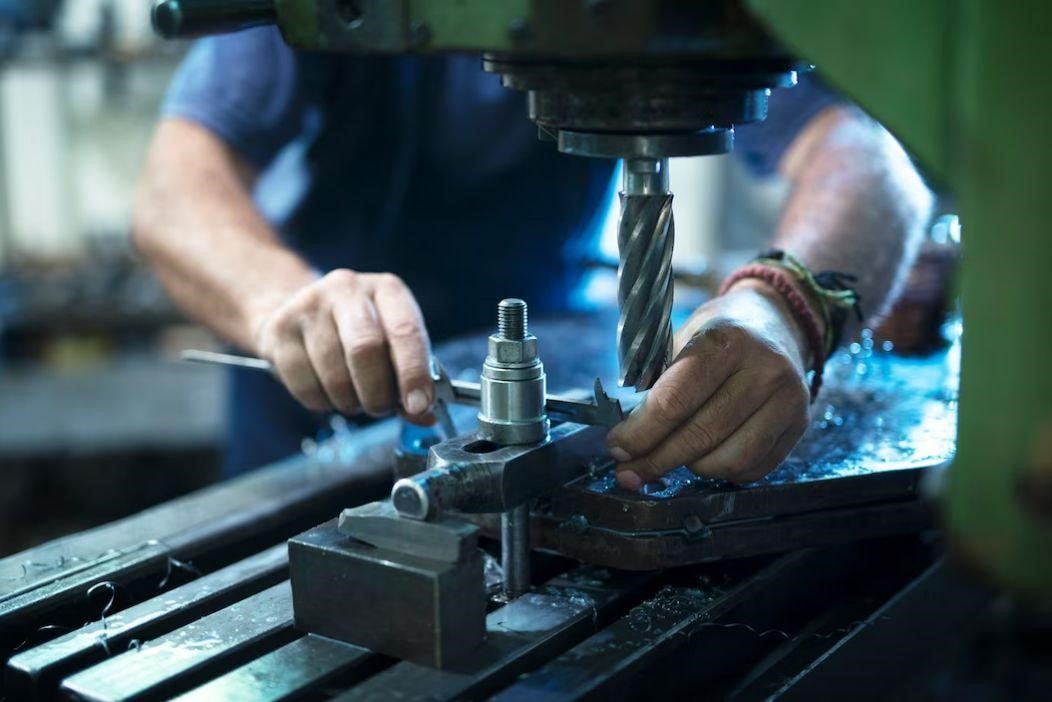Gia công cơ khí chính xác CNC theo yêu cầu – Những điều bạn cần biết!